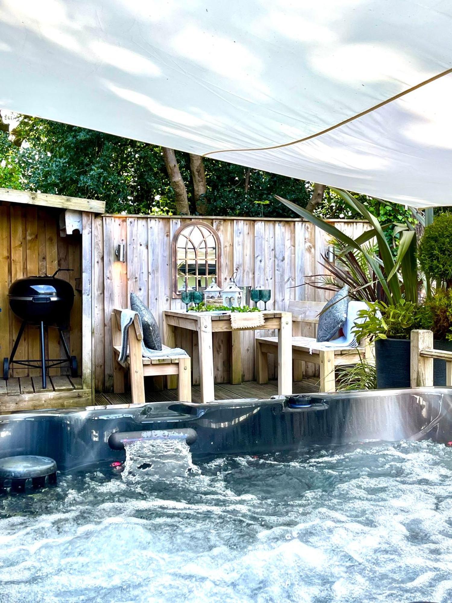 The Lodge@Tyddyn Ucha 卡纳芬 外观 照片